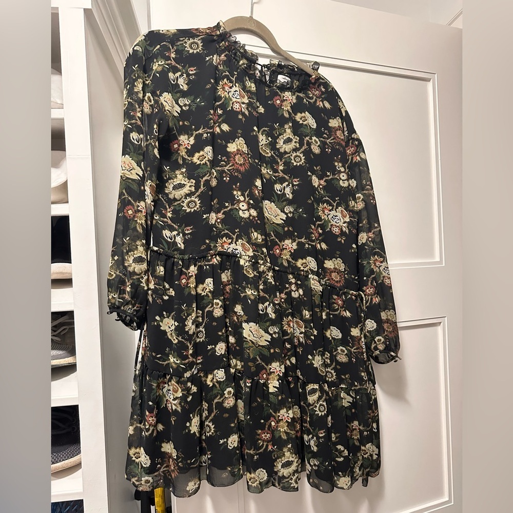 Aritzia Wilfred Lemare Floral Dress